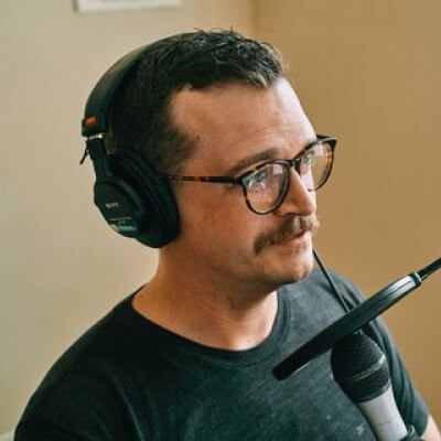 About Podcaster Template Host Img 2